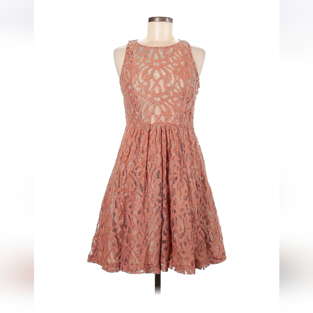 Dusty Rose Lace Dress